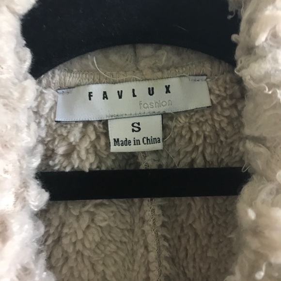 Cozy faux wool vest - Picture 2 of 3